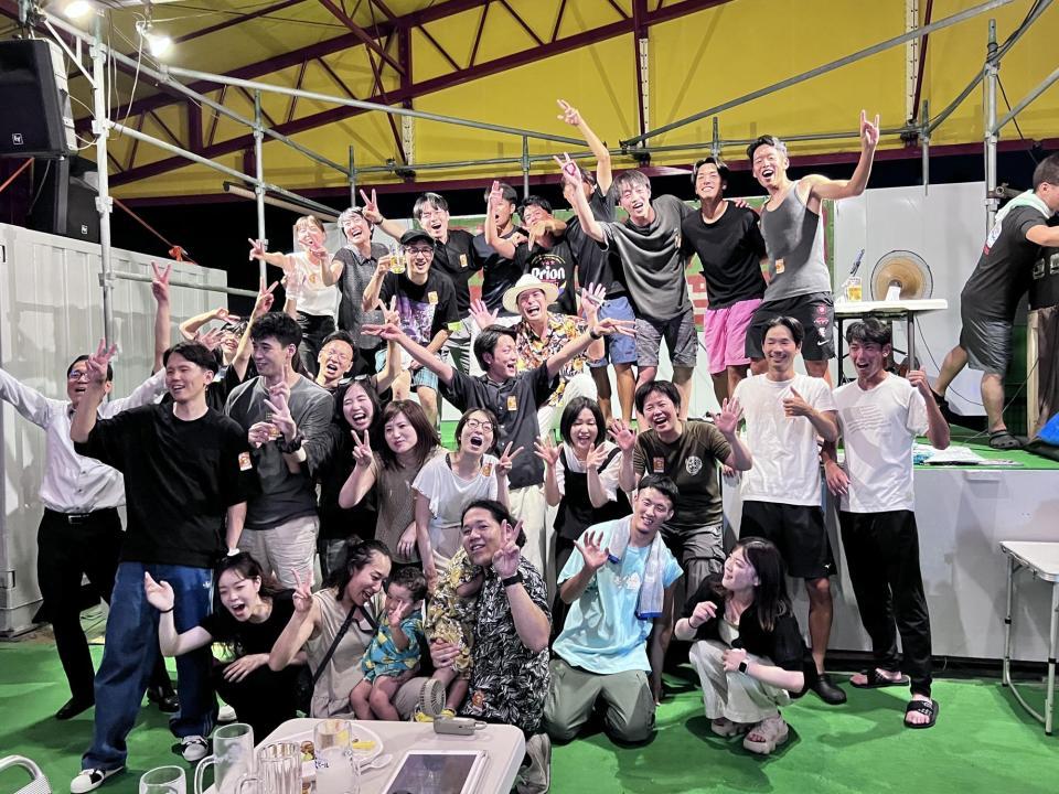 四日市オリオンビアガーデンLIVEハンパなかった❗️
楽しかった〜😆🤙

#singer #songwriter #okinawa #itoman #tokyo #reggae #jpop #music #カミヤタスク #タスキスト #沖縄 #糸満 #東京 #大阪 #京都 #シンガー #シンガーソングライター #レゲエ #四日市オリオンビアガーデン